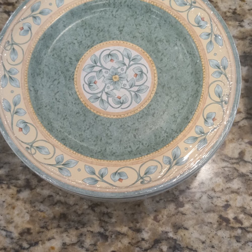 Dinnerware - Picture 2 of 3